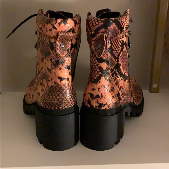 NWOT Madden Girl snakeskin boots - Picture 4 of 8